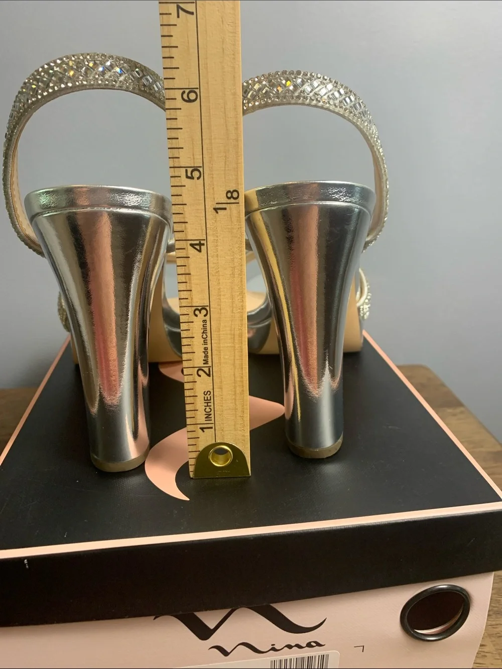 Nina Women’s Platform Silver with Rhinestones Sandals 9M NIB Heel Strap Slip on